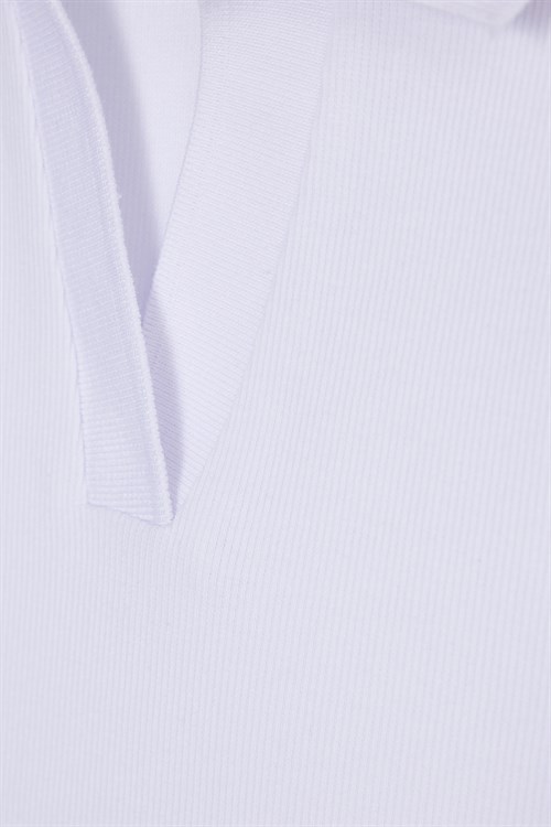 Kadın Slim Fit Dar Kesim Pamuklu Kısa Kollu Beyaz Polo Yaka Tişört