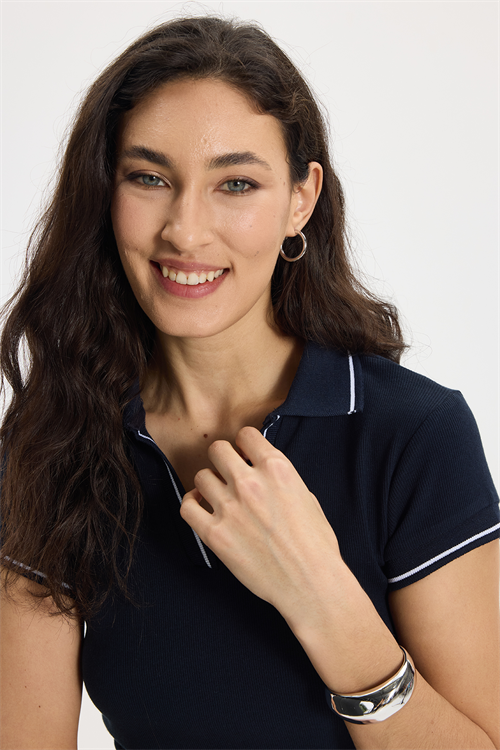 Kadın Slim Fit Dar Kesim Pamuklu Polo Yaka Kısa Kollu Lacivert Tişört
