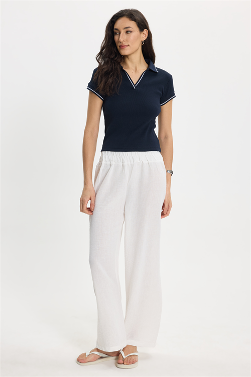 Kadın Slim Fit Dar Kesim Pamuklu Polo Yaka Kısa Kollu Lacivert Tişört