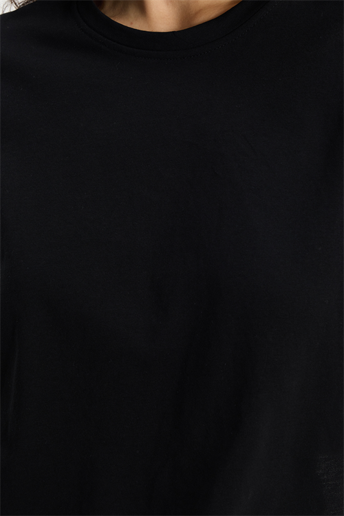 Kadın Slim Fit Dar Kesim %100 Pamuk Kısa Kollu Bisiklet Yaka Siyah Crop Tişört