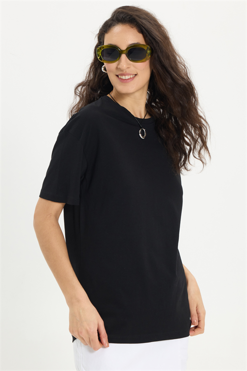 Kadın Slim Fit Dar Kesim %100 Pamuk Kısa Kollu Bisiklet Yaka Siyah Tişört