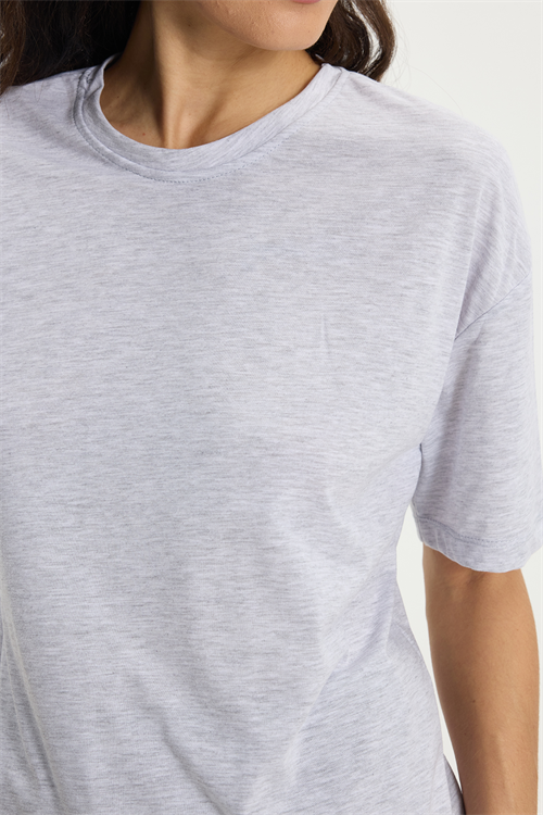 Kadın Slim Fit Dar Kesim %100 Pamuk Kısa Kollu Bisiklet Yaka Açık Gri Tişört