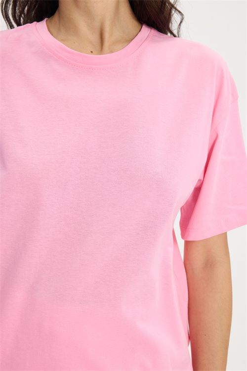 Kadın Slim Fit Dar Kesim %100 Pamuk Kısa Kollu Bisiklet Yaka Pembe Tişört