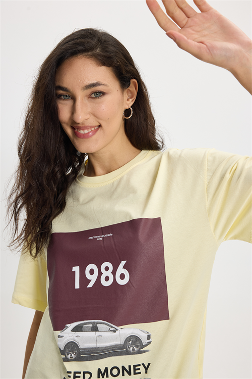 Kadın Oversize Geniş Kesim %100 Pamuk Bisiklet Yaka Kısa Kollu Baskılı Sarı Tişört