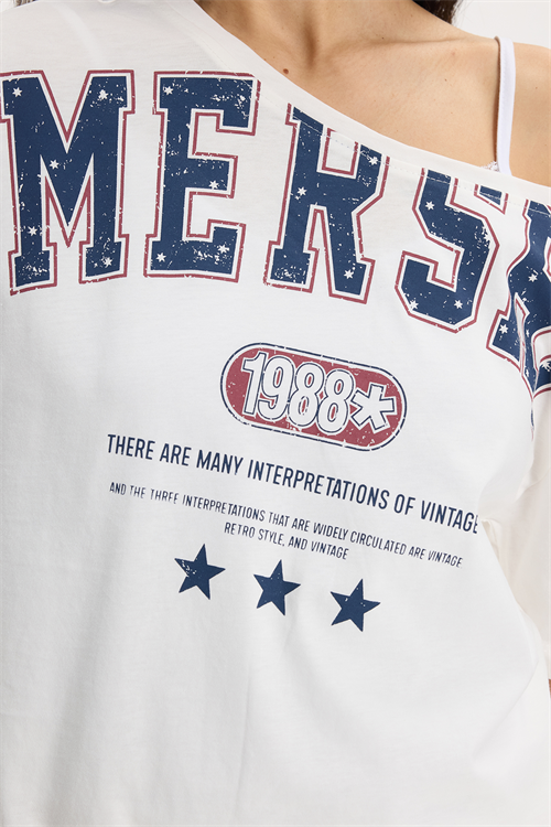 Kadın Oversize Geniş Kesim %100 Pamuk Kayık Yaka Kısa Kollu Baskılı Beyaz Tişört