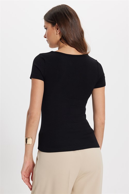 Kadın Slim Fit Dar Kesim Pamuklu V Yaka Kısa Kollu Siyah Bluz