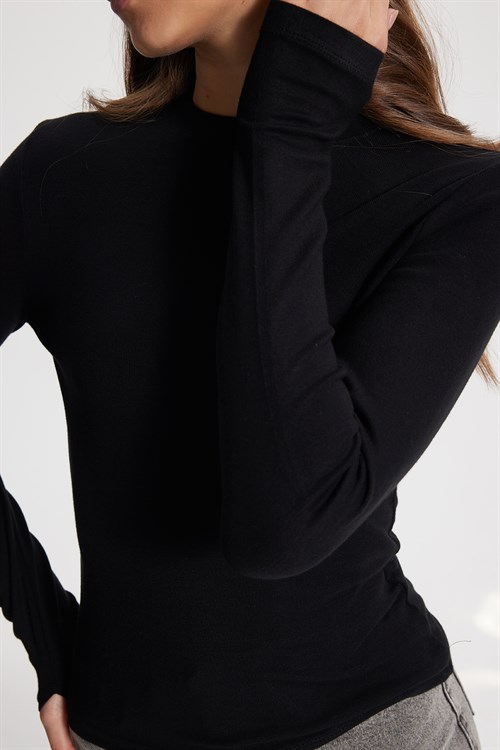 Kadın Slim Fit Dar Kesim Pamuklu Bisiklet Yaka Uzun Kollu Siyah Bluz