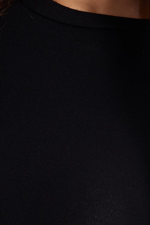 Kadın Slim Fit Dar Kesim Pamuklu Kısa Kollu Bisiklet Yaka Siyah Tişört