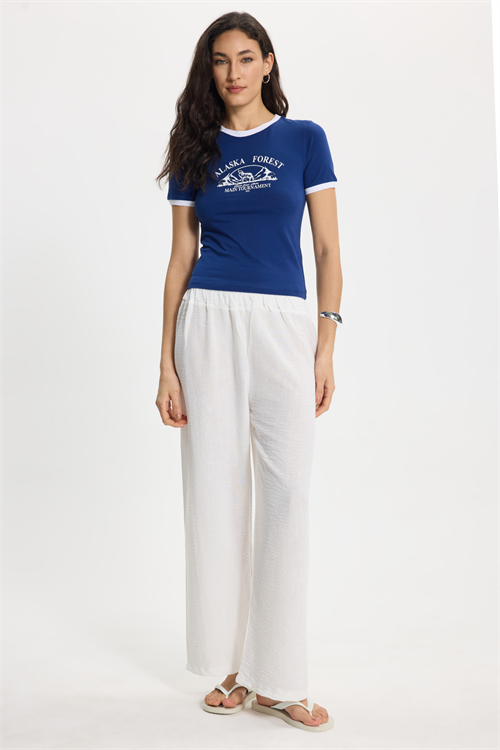 Kadın Slim Fit Dar Kesim %100 Pamuk Bisiklet Yaka Kısa Kollu Baskılı Lacivert Tişört
