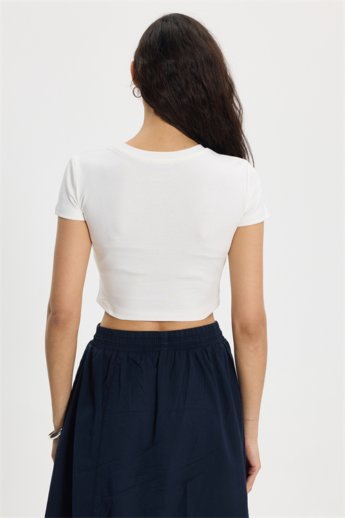 Kadın Slim Fit Dar Kesim %100 Pamuk Bisiklet Yaka Kısa Kollu Baskılı Ekru Crop Tişört
