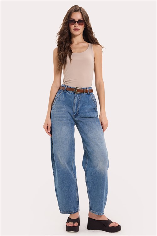 Kadın Standart Fit Normal Kesim Kolsuz Halter Yaka Bej Crop Atlet