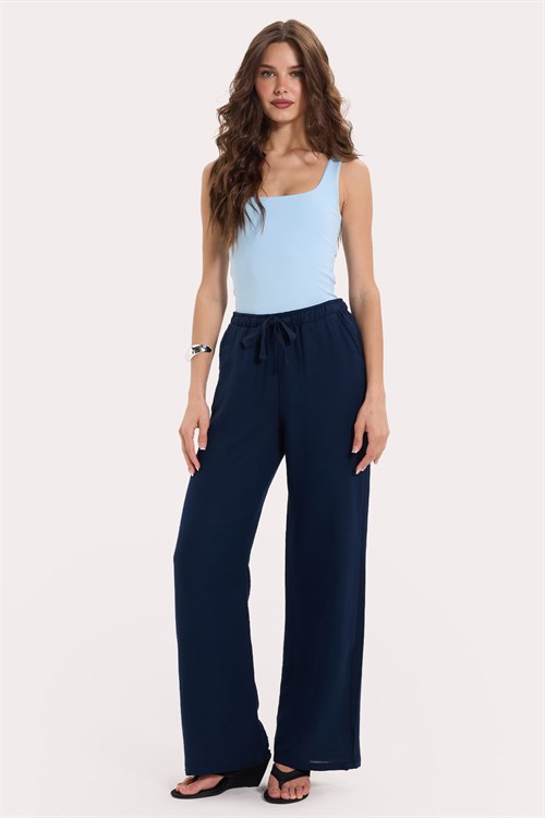 Kadın Slim Fit Dar Kesim Askılı Kare Yaka Sırtı Açık Sandy Kumaş Çıtçıtlı Mavi Body