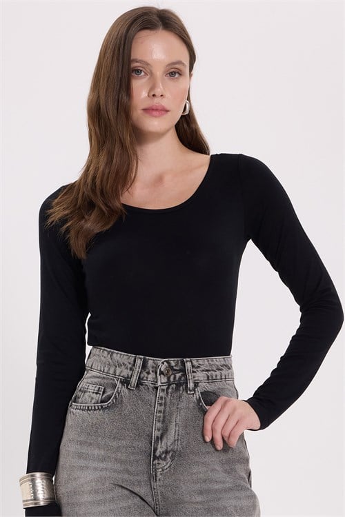 Kadın Slim Fit Dar Kesim Yuvarlak Yaka Standart Omuz Oturtmalı Uzun Kollu Basic Siyah Body Bluz