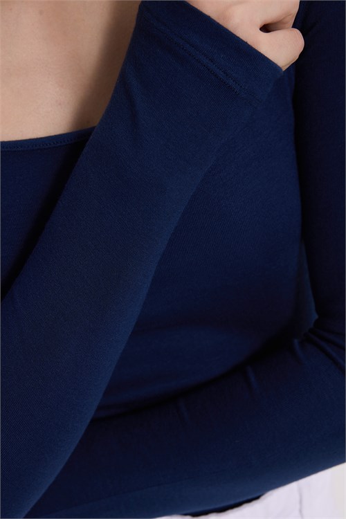 Kadın Slim Fit Dar Kesim Pamuklu Kare Yaka Ultra Soft Lacivert Bluz