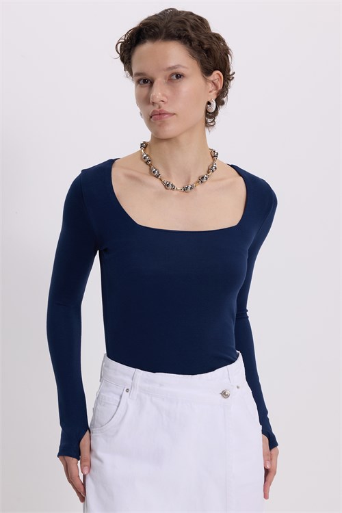 Kadın Slim Fit Dar Kesim Pamuklu Kare Yaka Ultra Soft Lacivert Bluz