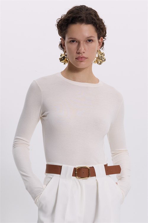 Kadın Slim Fit Dar Kesim Pamuklu Ultra Soft Bisiklet Yaka Modal Ekru Bluz