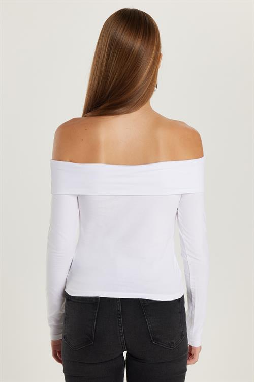 Kadın Slim Fit Dar Kesim Uzun Kol Kayık Yaka Beyaz Bluz