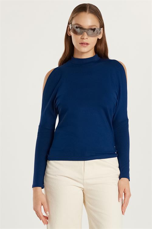 Kadın Slim Fit Dar Kesim Boğazlı Omuz Detaylı İndigo Bluz