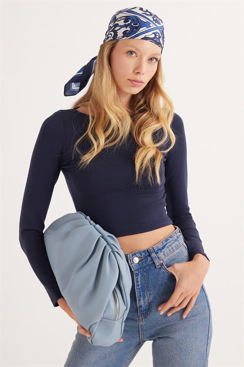 Kadın Slim Fit Dar Kesim Modal Kumaş Uzun Kollu Bisiklet Yaka Lacivert Bluz