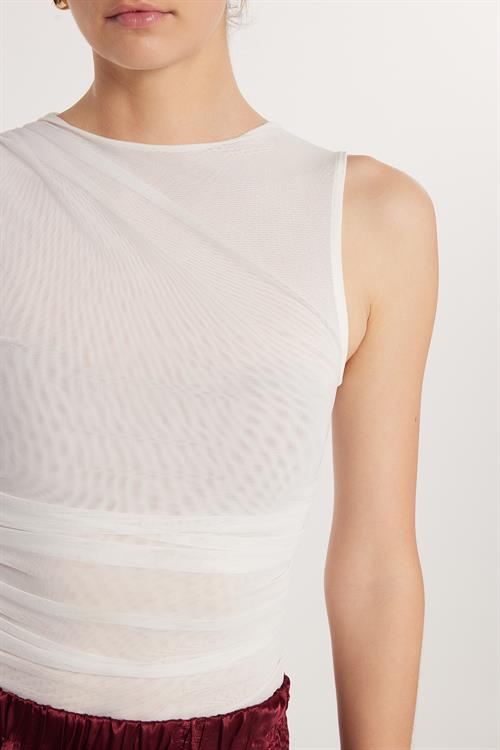 Kadın Slim Fit Sıfır Kol Düz Bisiklet Yaka Ekru Bluz