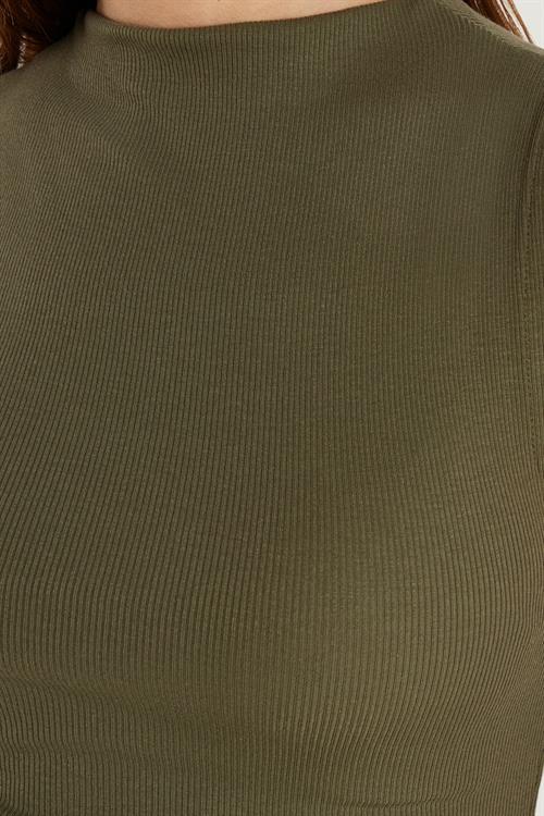 Kadın Slim Fit Dar Kesim Sıfır Kol Fitilli Modal Kumaş Haki Bluz