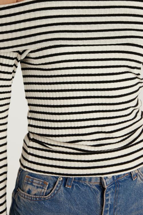Kadın Slim Fit Dar Kesim Fitilli Straplez Çizgili Bluz