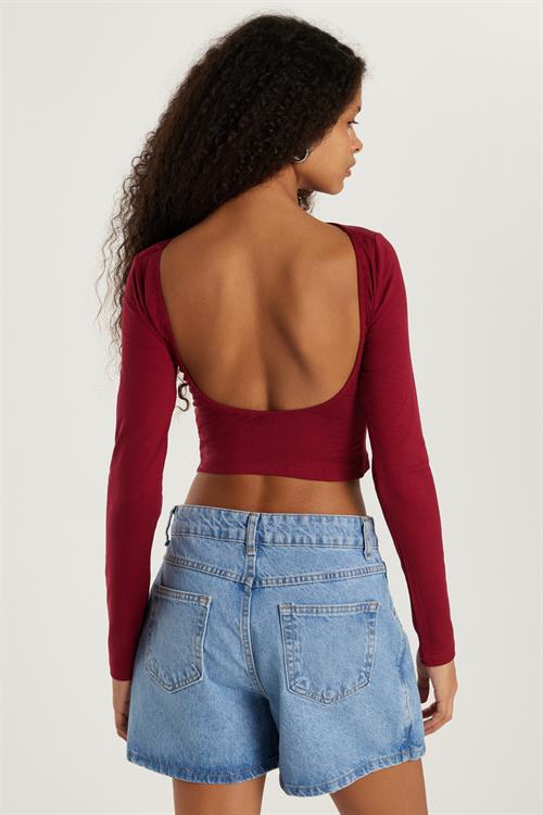 Kadın Slim Fit Dar Kesim Bisiklet Yaka Sırt Detaylı Bordo Bluz