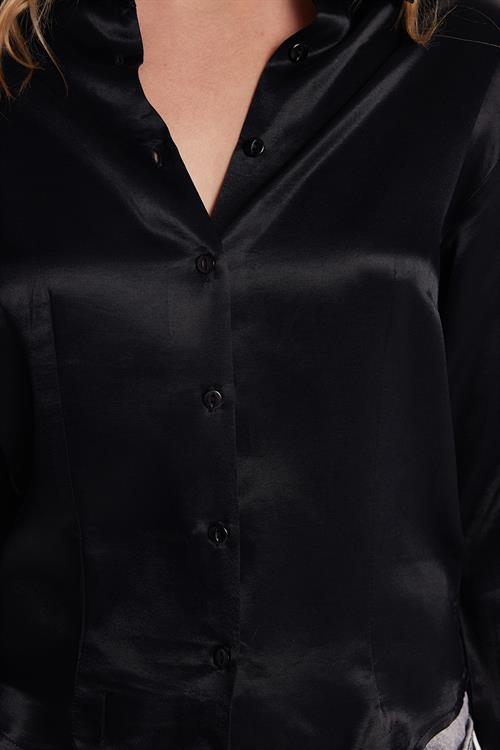 Kadın Slim Fit Dar Kesim Uzun Kollu Klasik Yaka Saten Siyah Gömlek