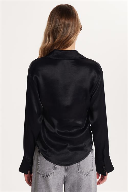 Kadın Slim Fit Dar Kesim Uzun Kollu Klasik Yaka Saten Siyah Gömlek