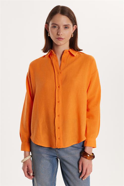 Kadın Slim Fit Dar Kesim Uzun Kollu Klasik Yaka Turuncu Gömlek