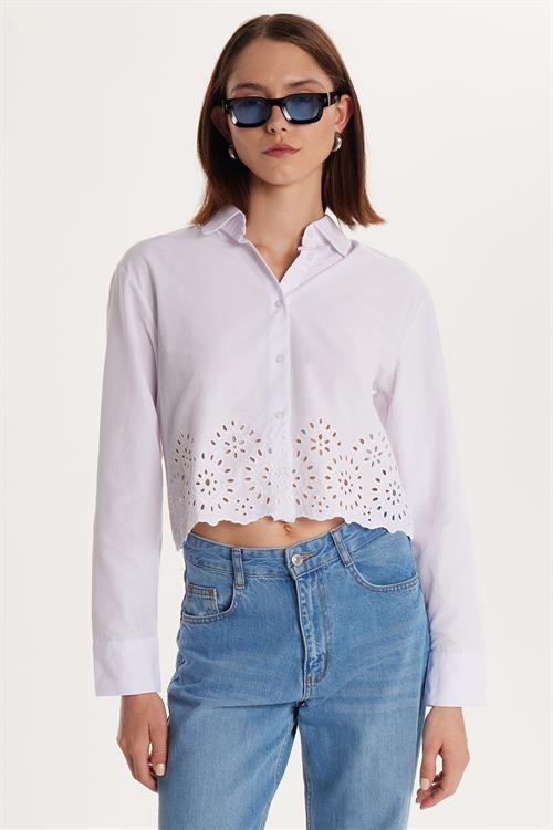 Kadın Slim Fit Dar Kesim Uzun Kollu Beli Detaylı Beyaz Gömlek