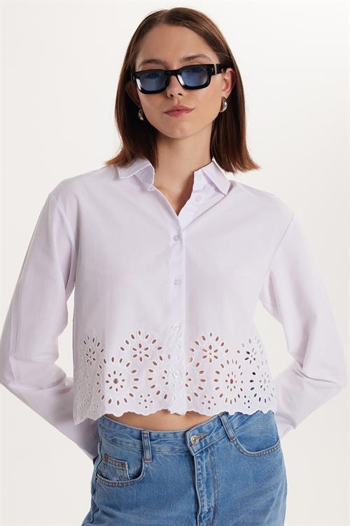 Kadın Slim Fit Dar Kesim Uzun Kollu Beli Detaylı Beyaz Gömlek