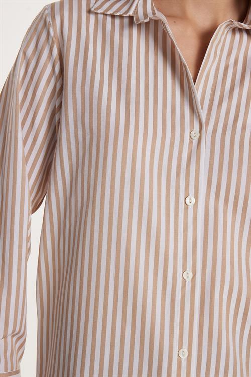 Kadın Slim Fit Dar Kesim Uzun Kollu Çizgili Gömlek