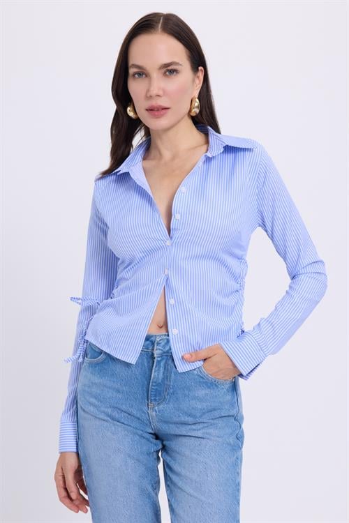 Kadın Slim Fit Rahat Kesim Uzun Kollu Bağlamak Detaylı Çizgili Mavi Gömlek