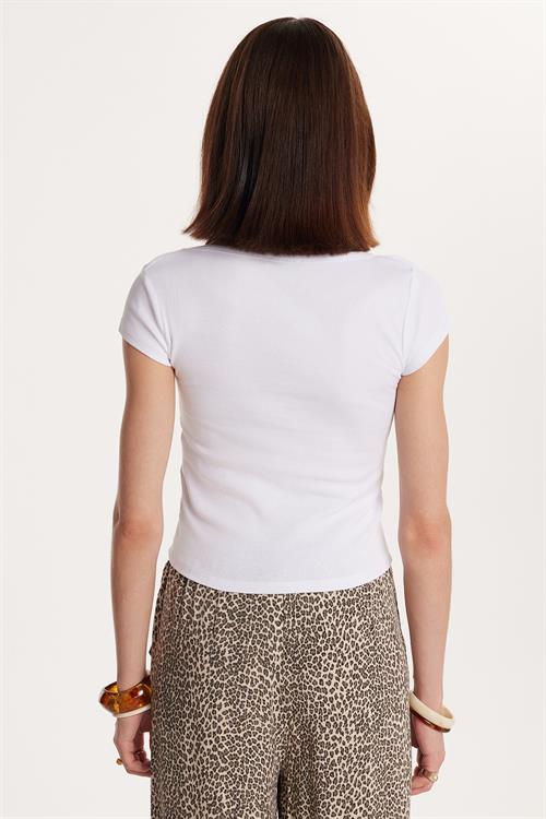 Kadın Slim Fit Dar Kesim Pamuklu Kısa Kollu U Yaka Beyaz Bluz