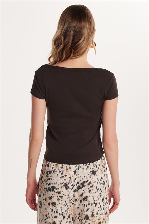 Kadın Slim Fit Dar Kesim Pamuklu Kısa Kollu U Yaka Kahverengi Bluz