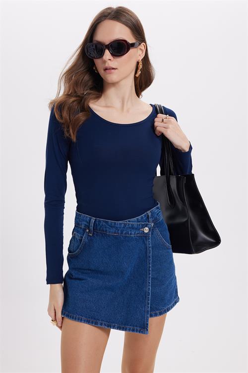 Kadın Slim Fit Dar Kesim Uzun Kollu Viskon Lacivert Bluz