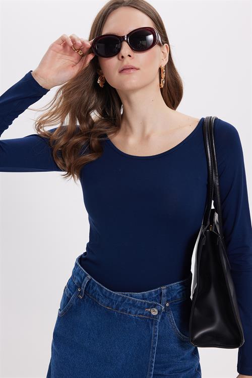 Kadın Slim Fit Dar Kesim Uzun Kollu Viskon Lacivert Bluz