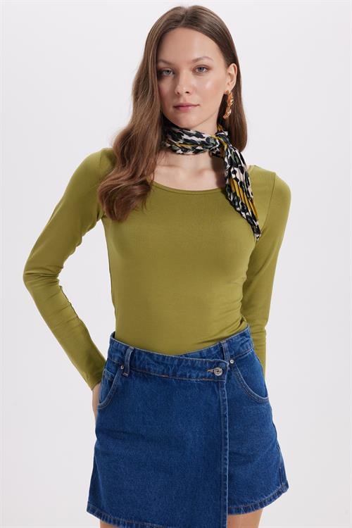 Kadın Slim Fit Dar Kesim Uzun Kollu Viskon Yeşil Bluz