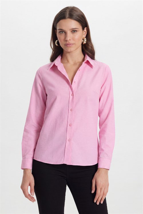 Kadın Slim Fit Dar Kesim Uzun Kollu Pamuklu Vücuda Oturan Dokulu Pembe Basic Gömlek