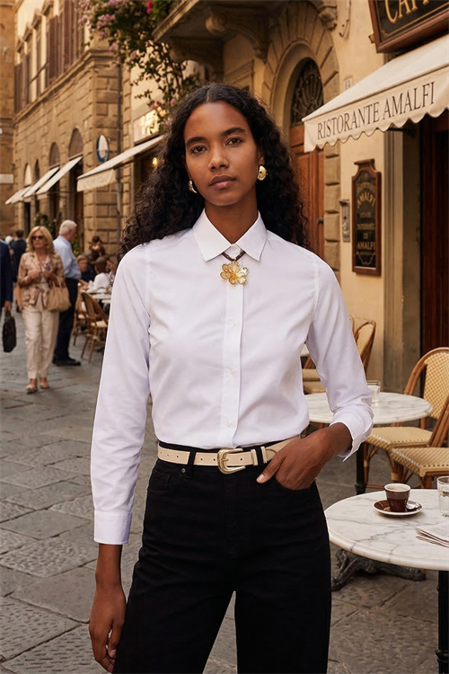 Kadın Slim Fit Dar Kesim Vücuda Oturan Uzun Kollu Beyaz Basic Gömlek