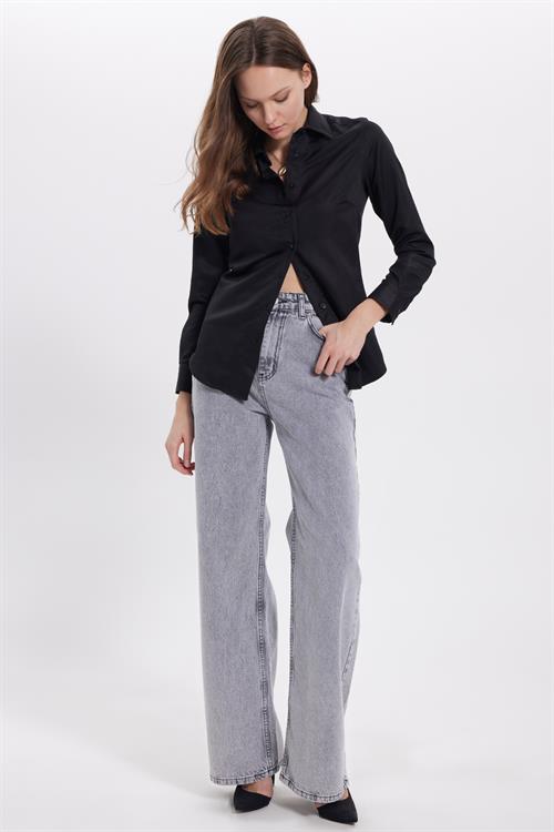 Kadın Slim Fit Dar Kesim Vücuda Oturan Uzun Kollu Siyah Basic Gömlek