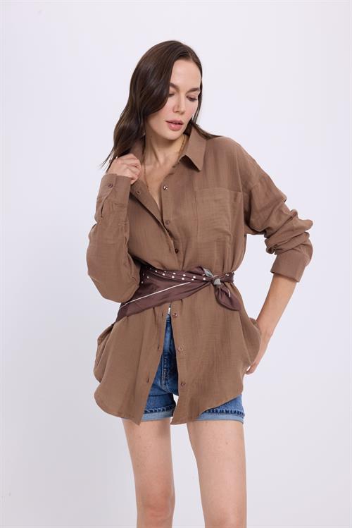 Kadın Oversize Geniş Kesim %100 Pamuk Müslin Kumaş Uzun Kollu Cepli Dokulu Kahverengi Gömlek