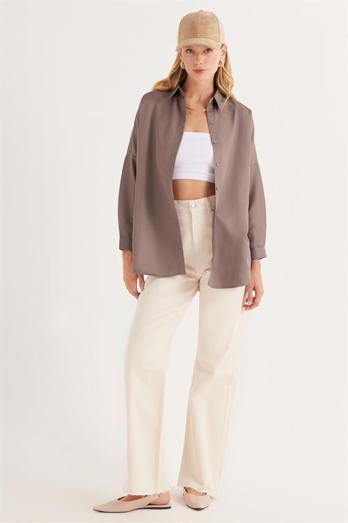 Kadın Oversize Rahat Kesim Spor Yaka Uzun Kollu Basic Düz Vizon Gömlek