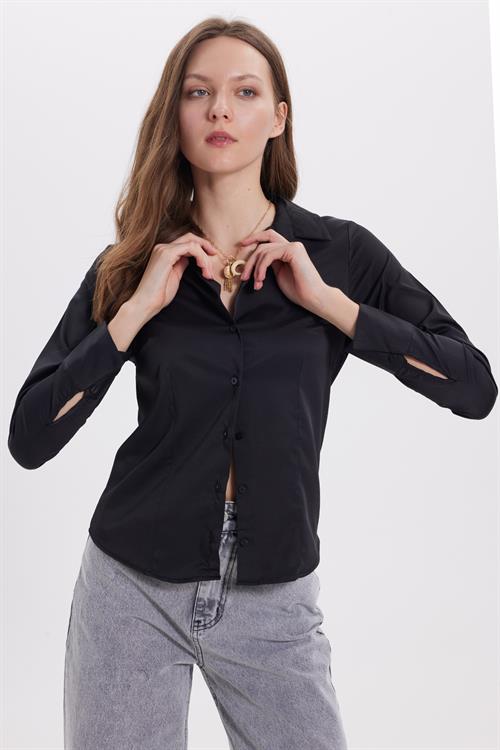 Kadın Slim Fit Dar Kesim Pensli Vucüda Oturan Klasik Yaka Uzun Kollu Likralı Siyah Gömlek