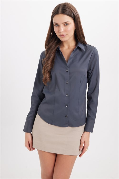 Kadın Slim Fit Dar Kesim Pensli Vucüda Oturan Klasik Yaka Uzun Kollu Likralı Antrasit Gömlek