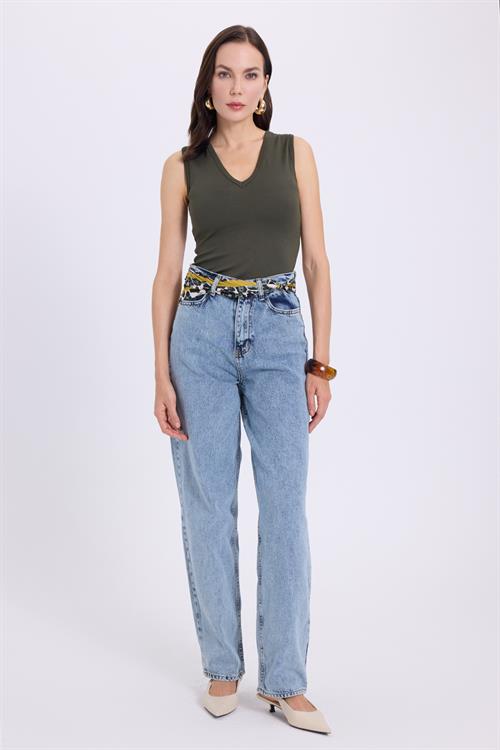 Kadın Slim Fit Dar Kesim V Yaka Sıfır Kol Pamuklu Ribanalı Haki Bluz