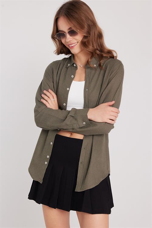Kadın Slim Fit Düğmeli Yaka Kışlık Yün Viskon Düz Haki Gömlek