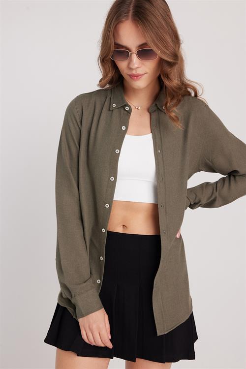 Kadın Slim Fit Düğmeli Yaka Kışlık Yün Viskon Düz Haki Gömlek