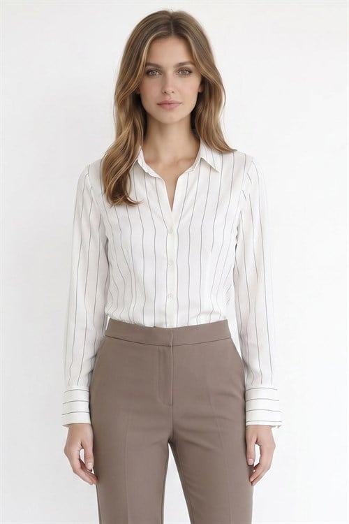Kadın Slim Fit Dar Kesim Çizgili Viskon Yumuşak Dokulu Uzun Kollu Pensli Ekru Gömlek